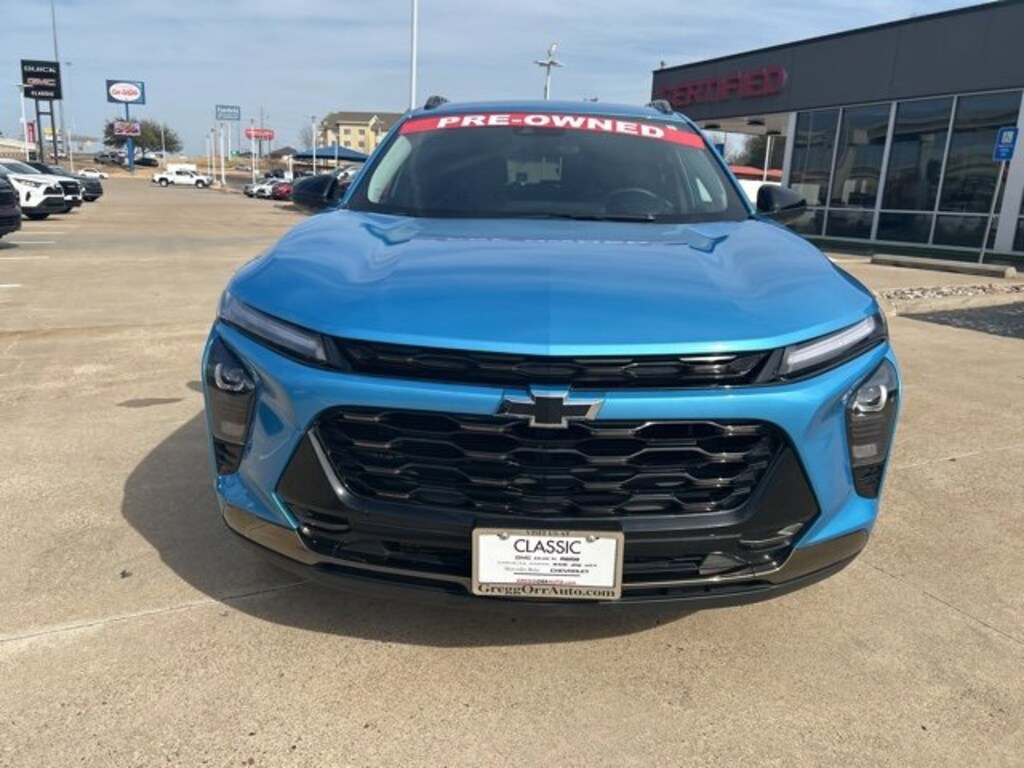 Used 2025 Chevrolet Trax Activ SUV