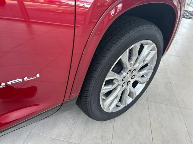 2026 GMC Acadia Denali - Photo 13