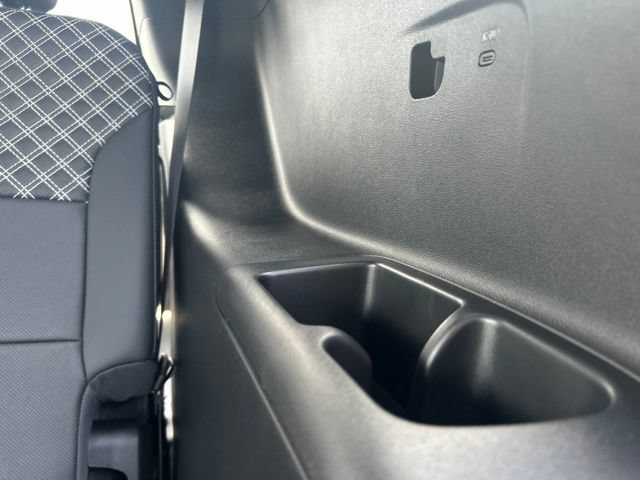 2026 GMC Acadia Denali - Photo 40