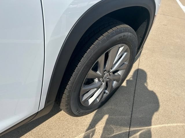 2026 Buick Enclave Preferred - Photo 16