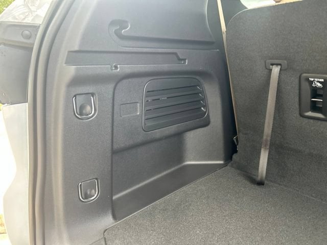 2026 Buick Enclave Preferred - Photo 12