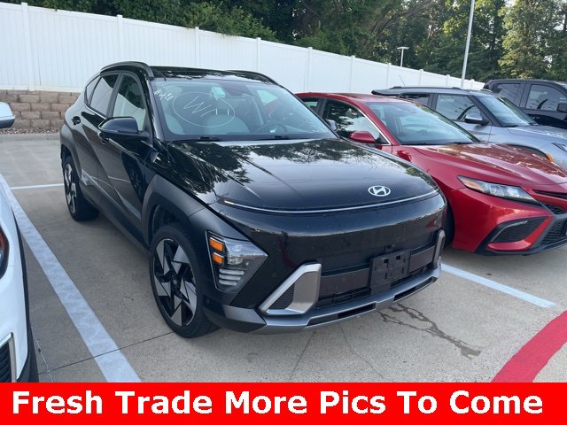 2024 Hyundai Kona Limited photo 2