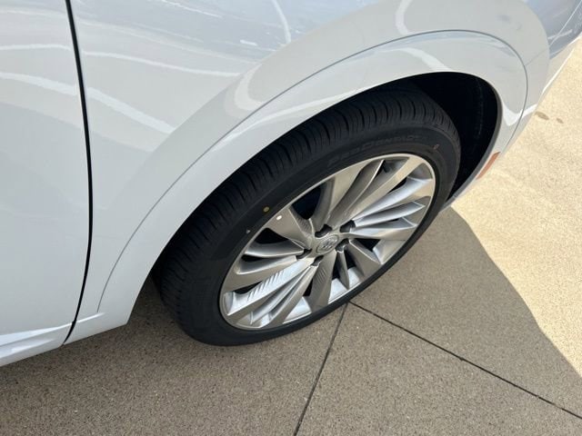 2026 Buick Envision Avenir - Photo 18
