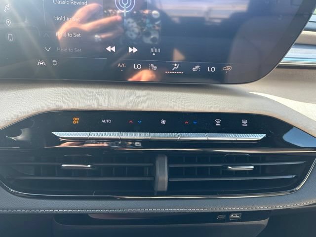 2026 Buick Enclave Preferred - Photo 28