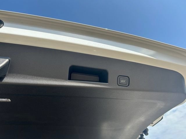 2026 Buick Enclave Preferred - Photo 12