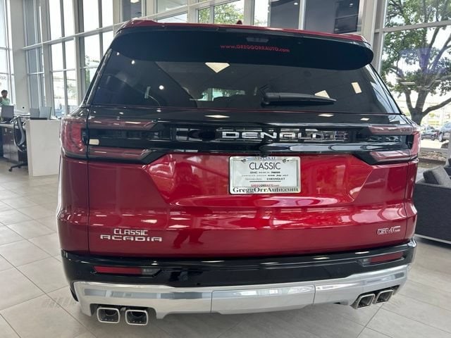 2026 GMC Acadia Denali - Photo 9