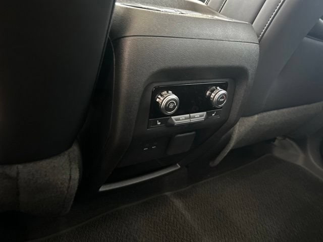 2026 GMC Acadia Denali - Photo 35