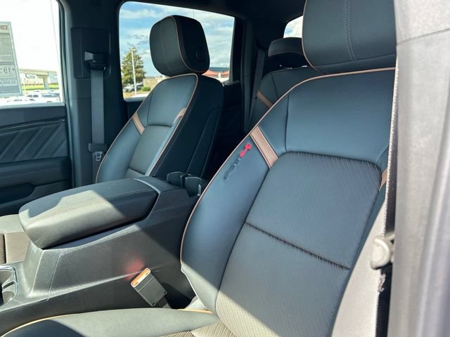 2026 GMC Canyon AT4 - Photo 36