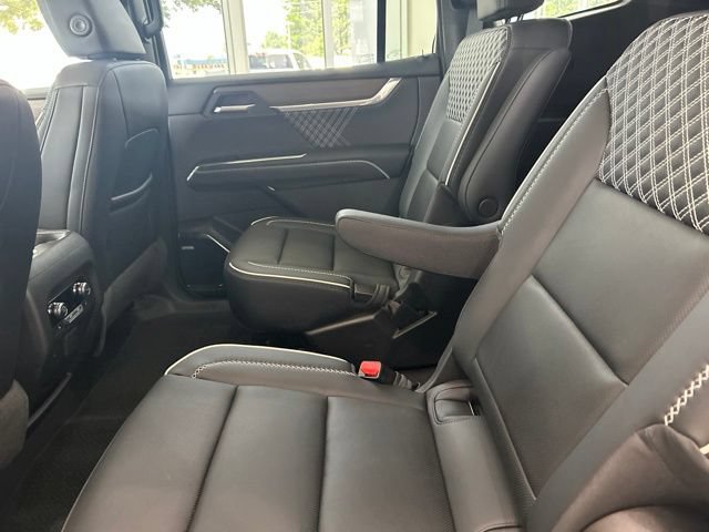2026 GMC Acadia Denali - Photo 32