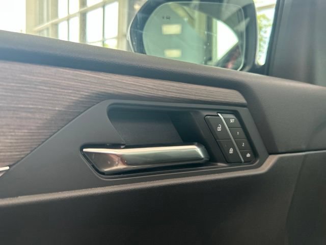2026 GMC Acadia Denali - Photo 14