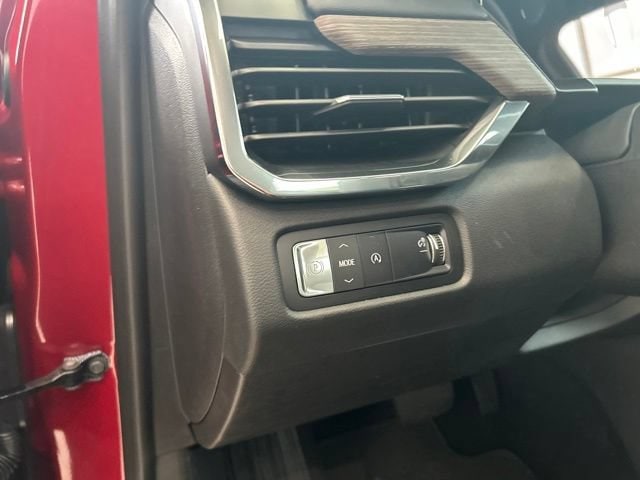 2026 GMC Acadia Denali - Photo 17