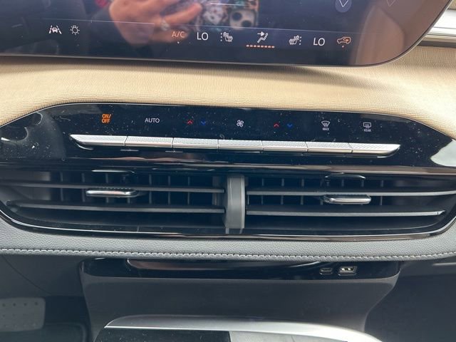 2026 Buick Enclave Preferred - Photo 12