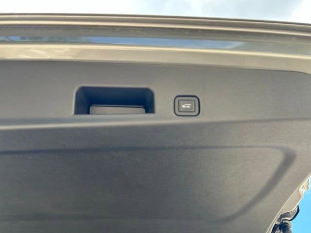 2026 GMC Acadia Elevation - Photo 14