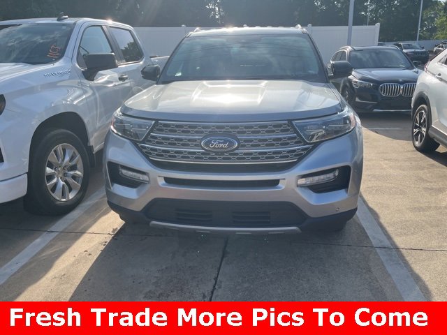 2023 Ford Explorer Limited photo 2