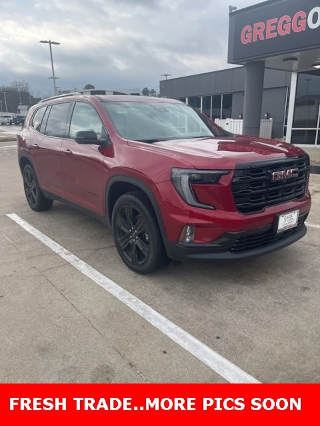 Used 2025 GMC Acadia Elevation SUV