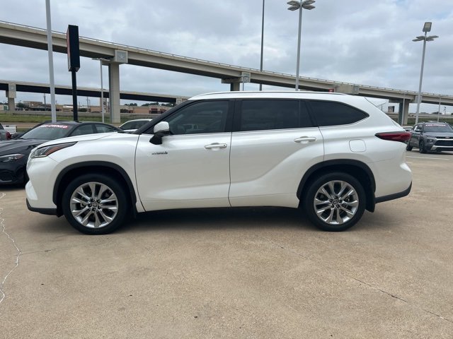 2021 Toyota Highlander Hybrid Limited photo 4