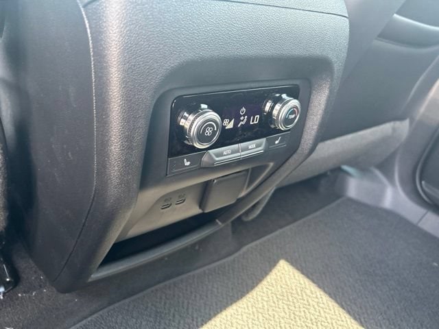 2026 GMC Acadia Denali - Photo 38