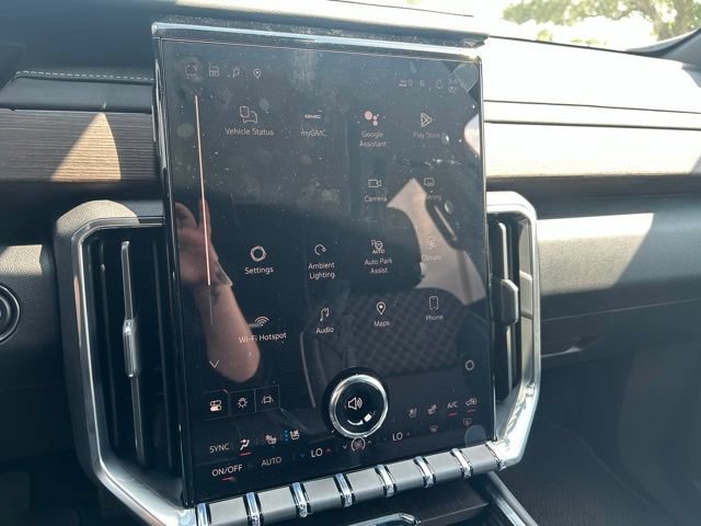 2026 GMC Acadia Denali - Photo 26