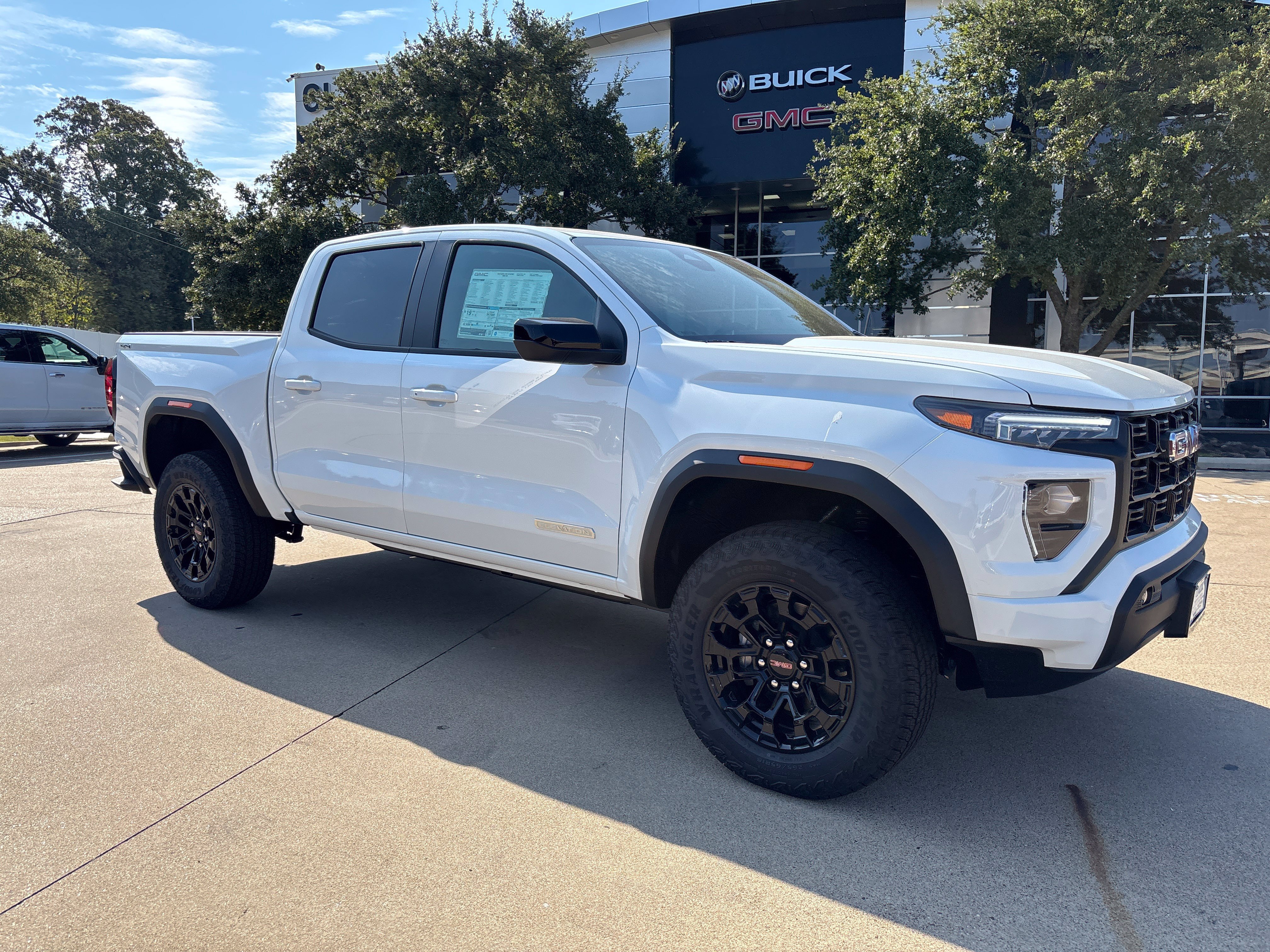 2026 GMC Canyon Elevation Truck