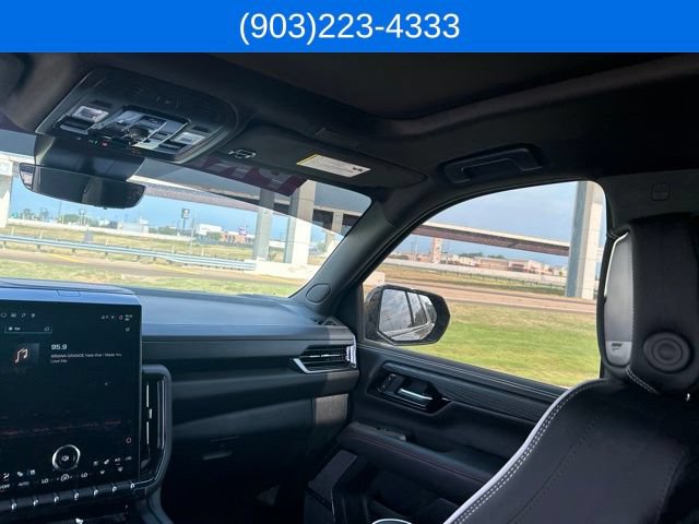 2026 GMC Yukon AT4 Ultimate - Photo 38