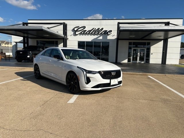 2025 Cadillac CT4 Luxury's photo