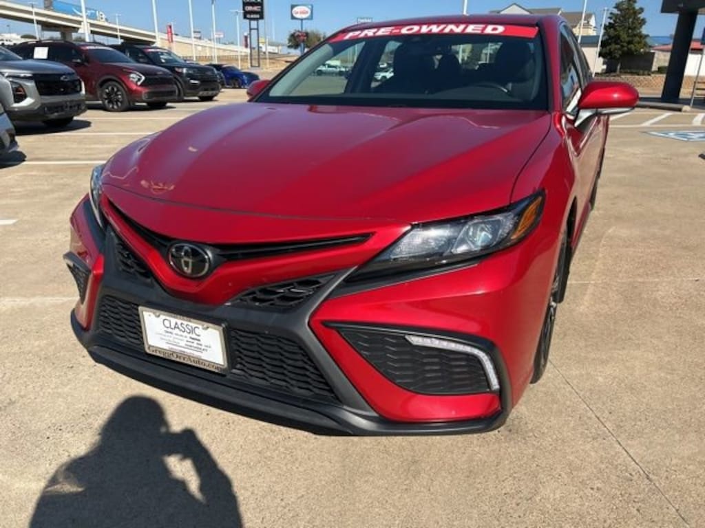 Used 2024 Toyota Camry SE