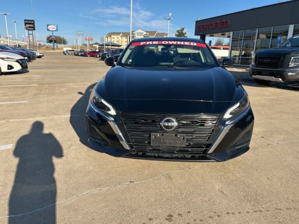 Used 2023 Nissan Altima 2.5 SV