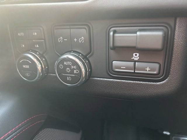 2026 GMC Yukon AT4 Ultimate - Photo 24