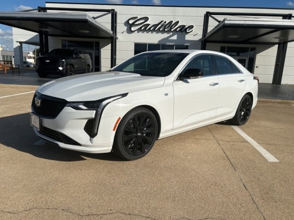 New 2025 CADILLAC CT4 Luxury Sedan
