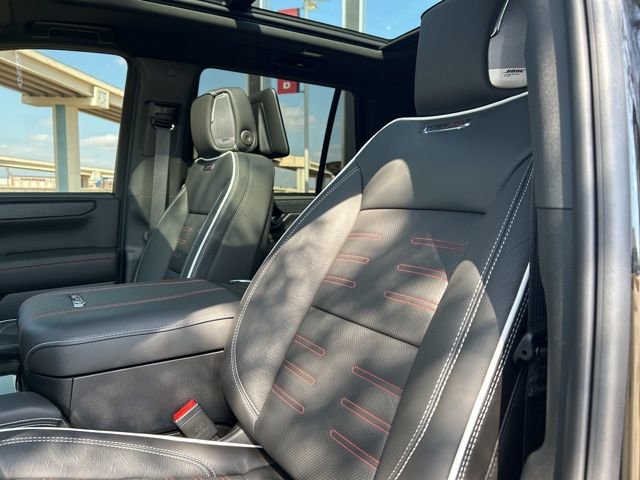 2026 GMC Yukon AT4 Ultimate - Photo 37