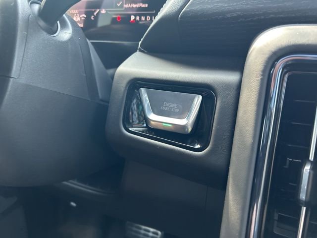 2026 GMC Yukon AT4 Ultimate - Photo 31