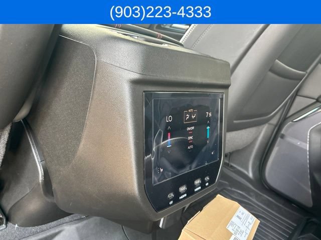 2026 GMC Yukon AT4 Ultimate - Photo 42