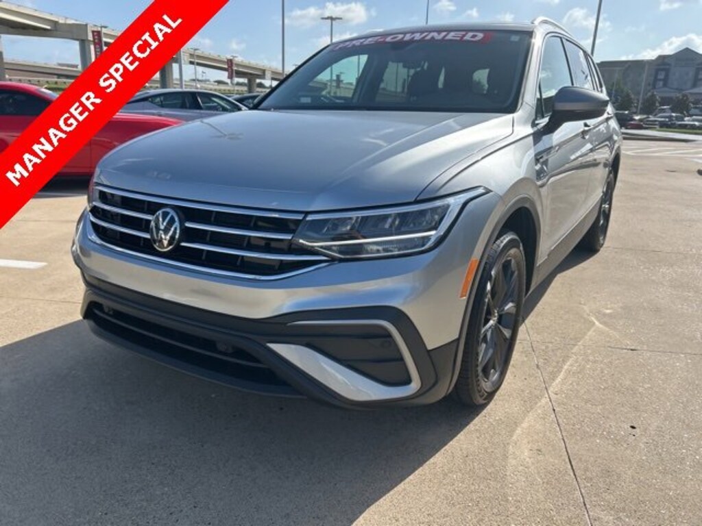 Used 2024 Volkswagen Tiguan SE