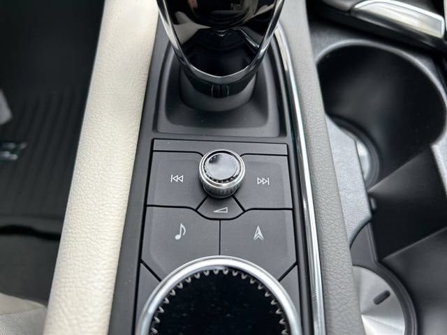 2026 Cadillac XT5 Premium Luxury - Photo 36