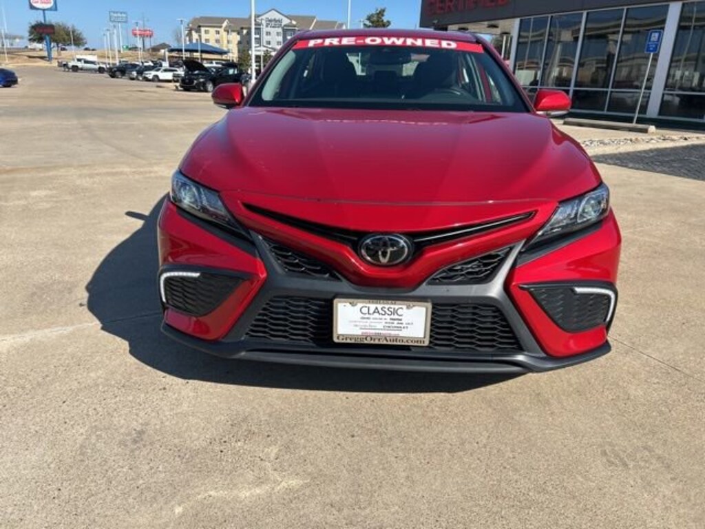 Used 2024 Toyota Camry SE