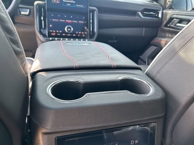 2026 GMC Yukon AT4 Ultimate - Photo 42