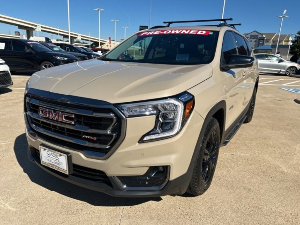 Used 2023 GMC Terrain AT4 SUV