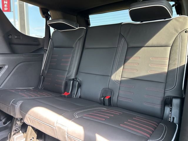 2026 GMC Yukon AT4 Ultimate - Photo 47