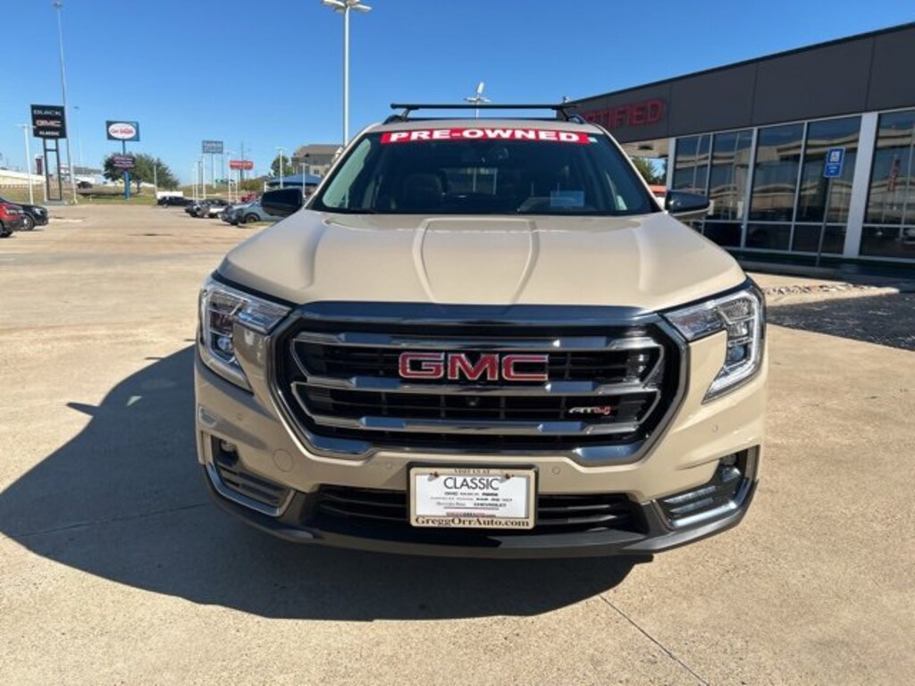 Used 2023 GMC Terrain AT4 SUV