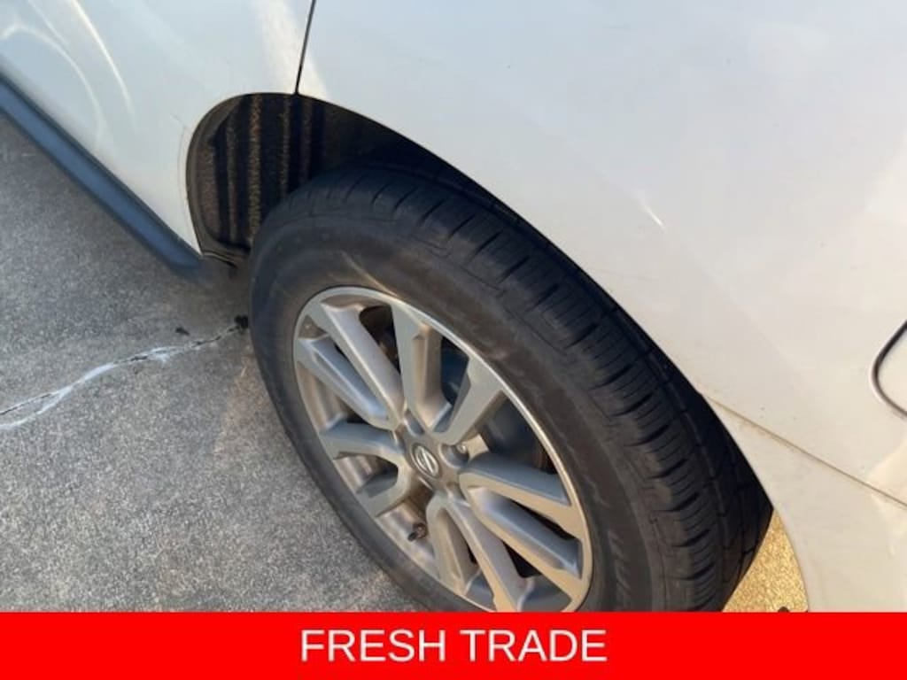Used 2014 Nissan Pathfinder SV
