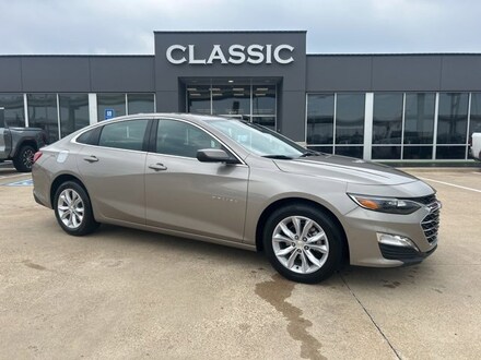 2024 Chevrolet Malibu 1LT Car