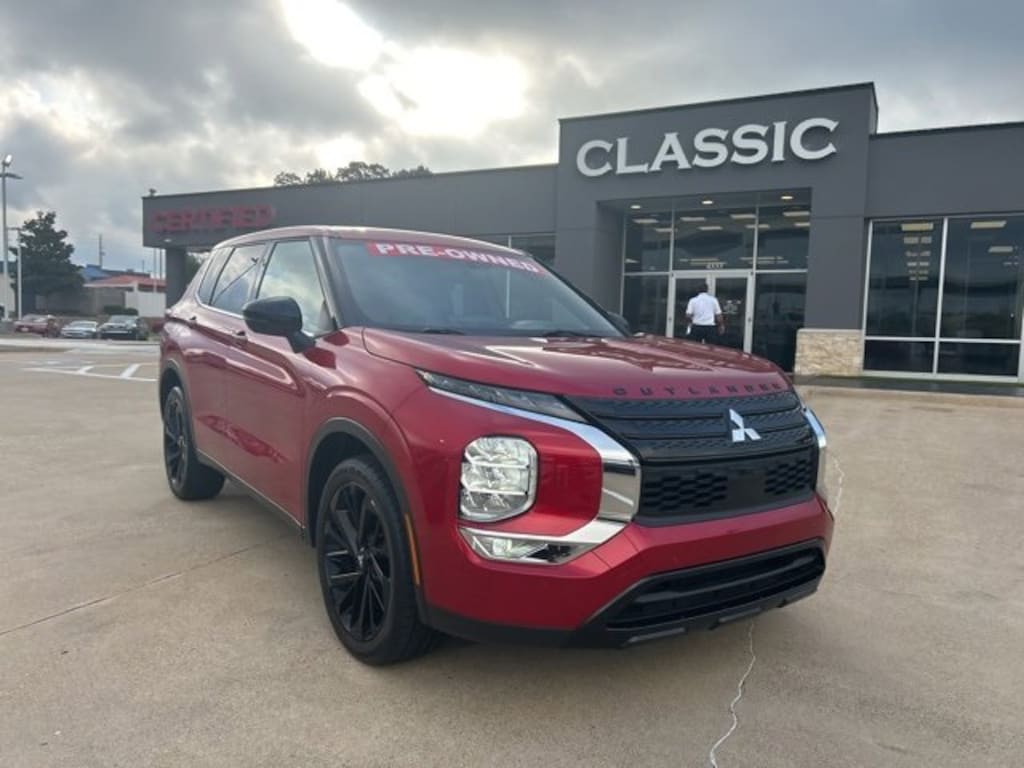 Used 2023 Mitsubishi Outlander SEL