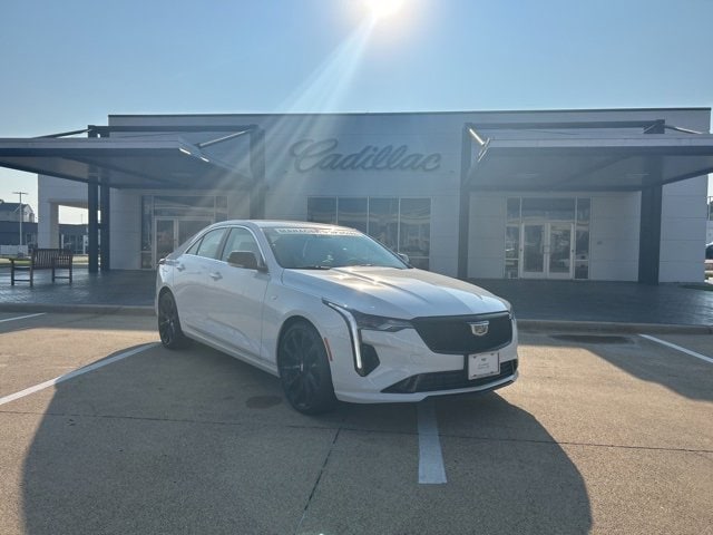 2025 Cadillac CT4