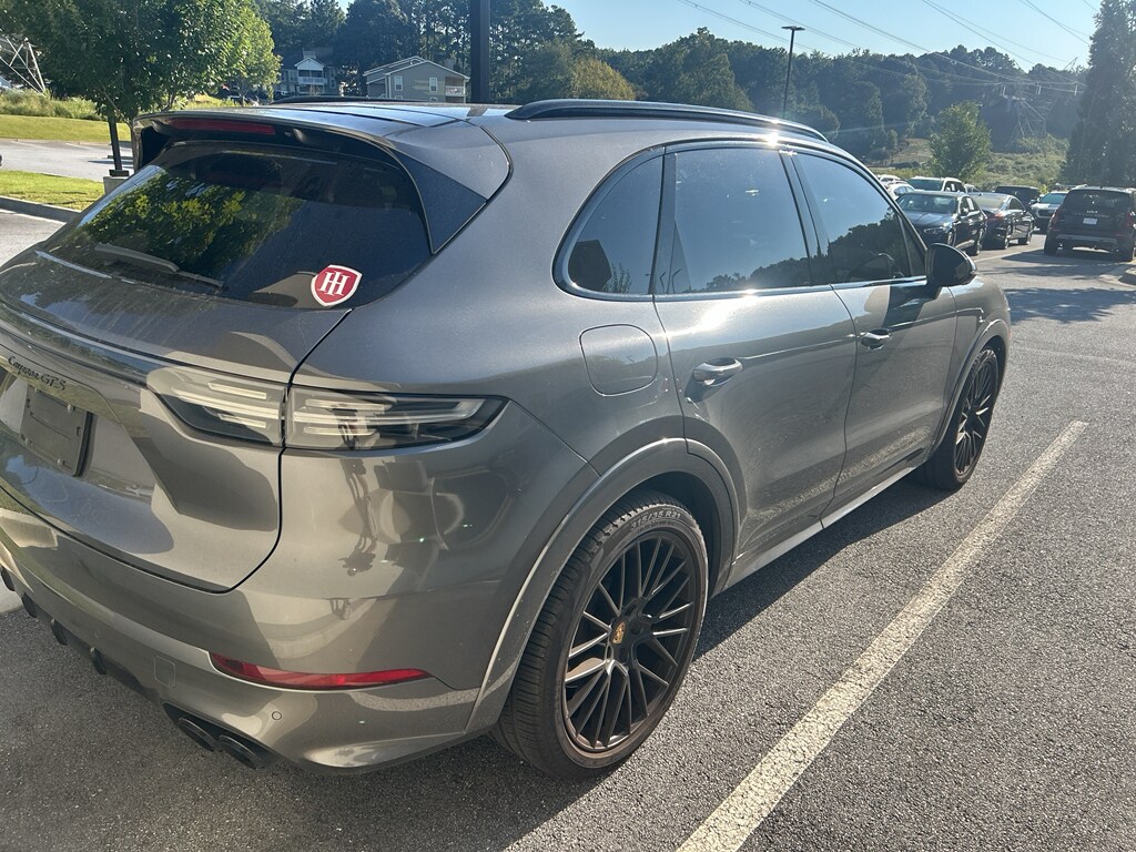 2021 Porsche Cayenne GTS photo 4
