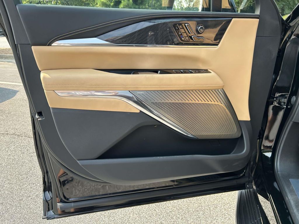 2026 Cadillac Escalade IQ Premium Sport - Photo 17