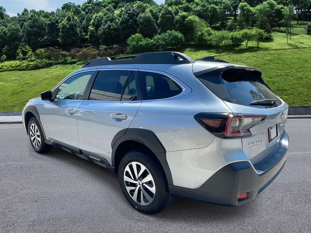 2025 Subaru Outback Premium photo 3