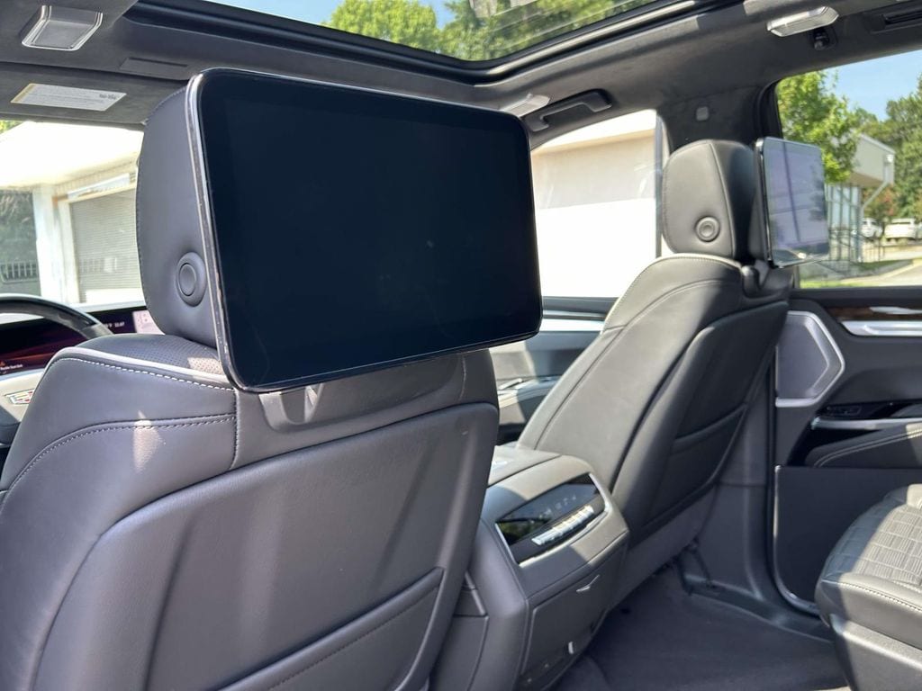 2026 Cadillac Escalade Platinum Sport - Photo 13