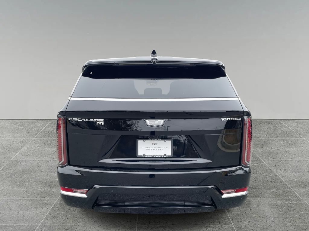 2025 Cadillac Escalade IQ Luxury photo 4