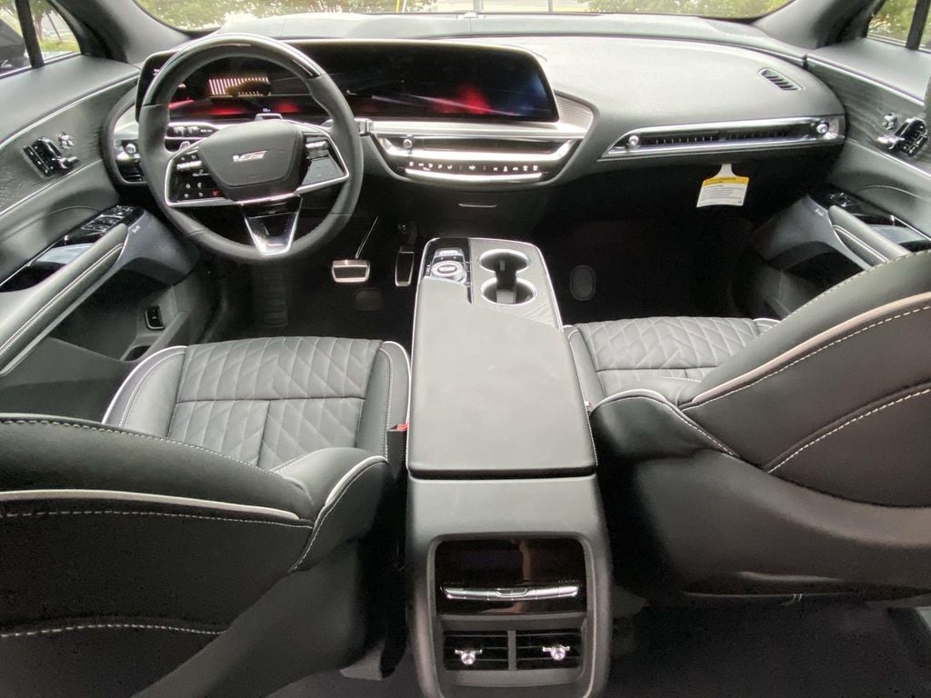 2026 Cadillac LYRIQ V Premium - Photo 14