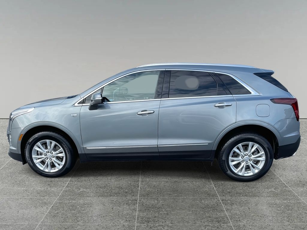 2023 Cadillac XT5 Luxury photo 2